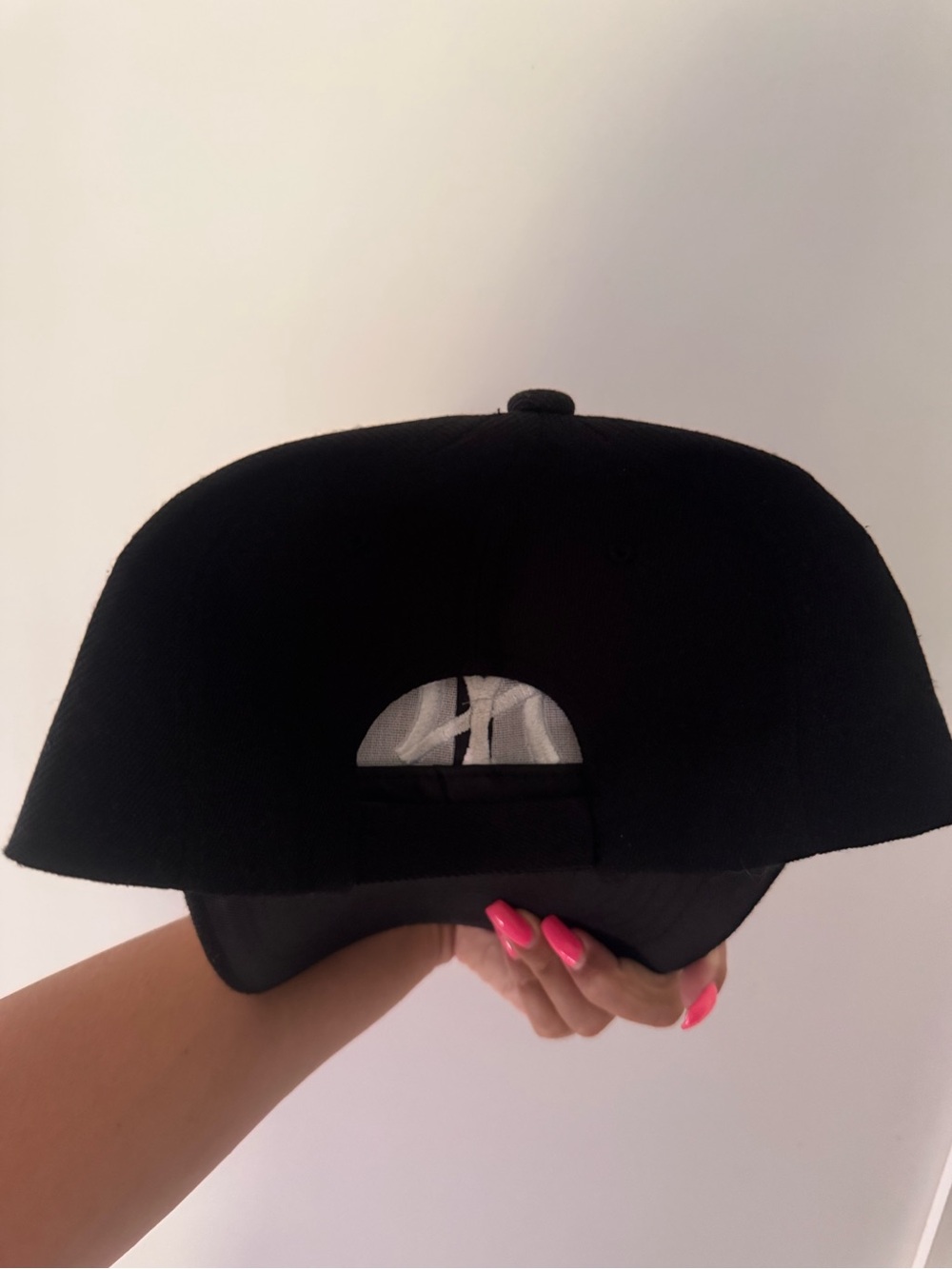 Black Crystal Logo Yankee Cap - Women Accessories - Picture 3 of 3